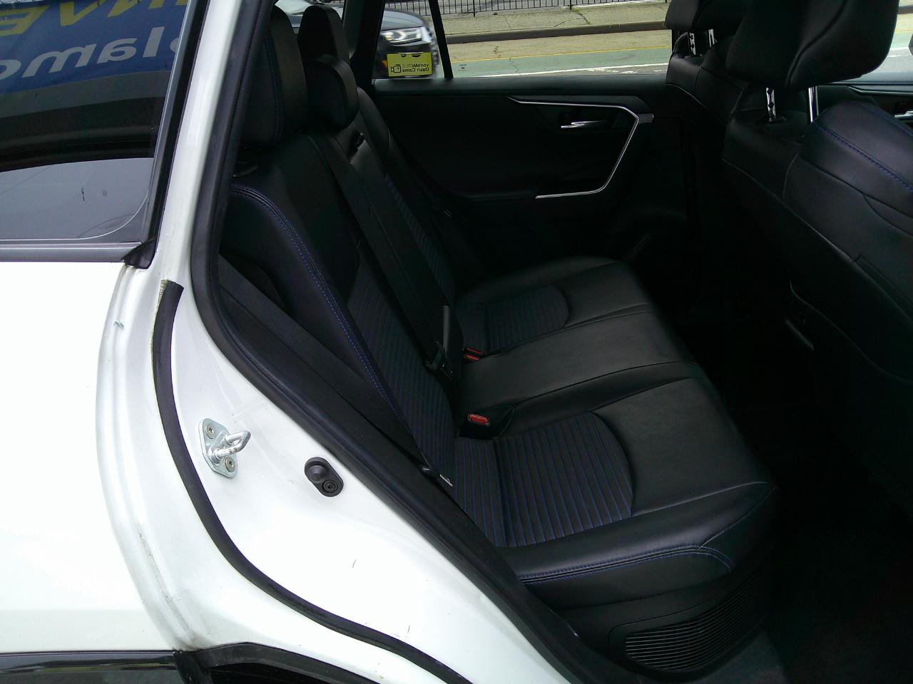 Toyota RAV4 Hybrid XSE 2023