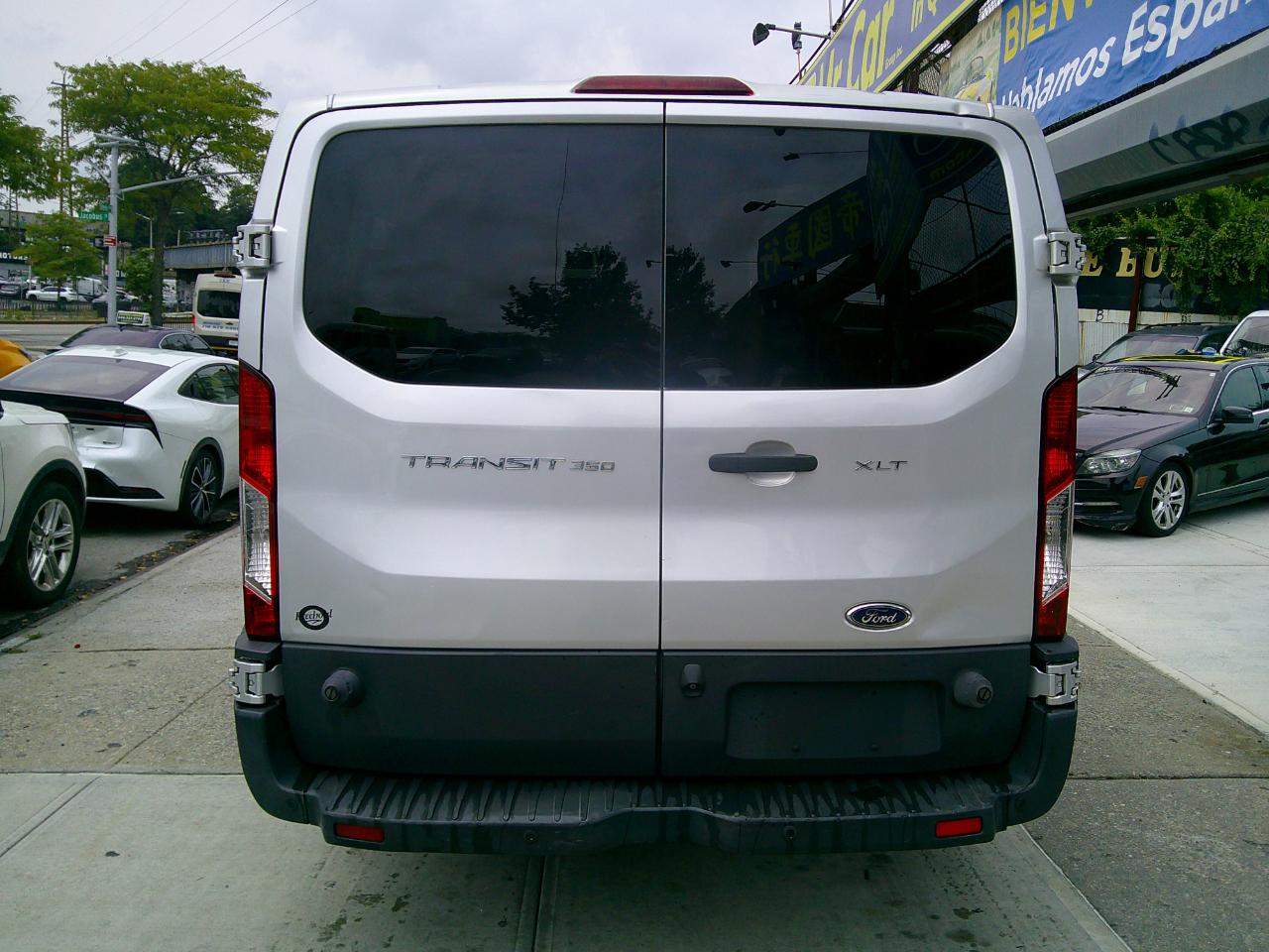 Ford Transit 350 Wagon Low Roof XLT 60/40 Pass. 148-in. WB 2016