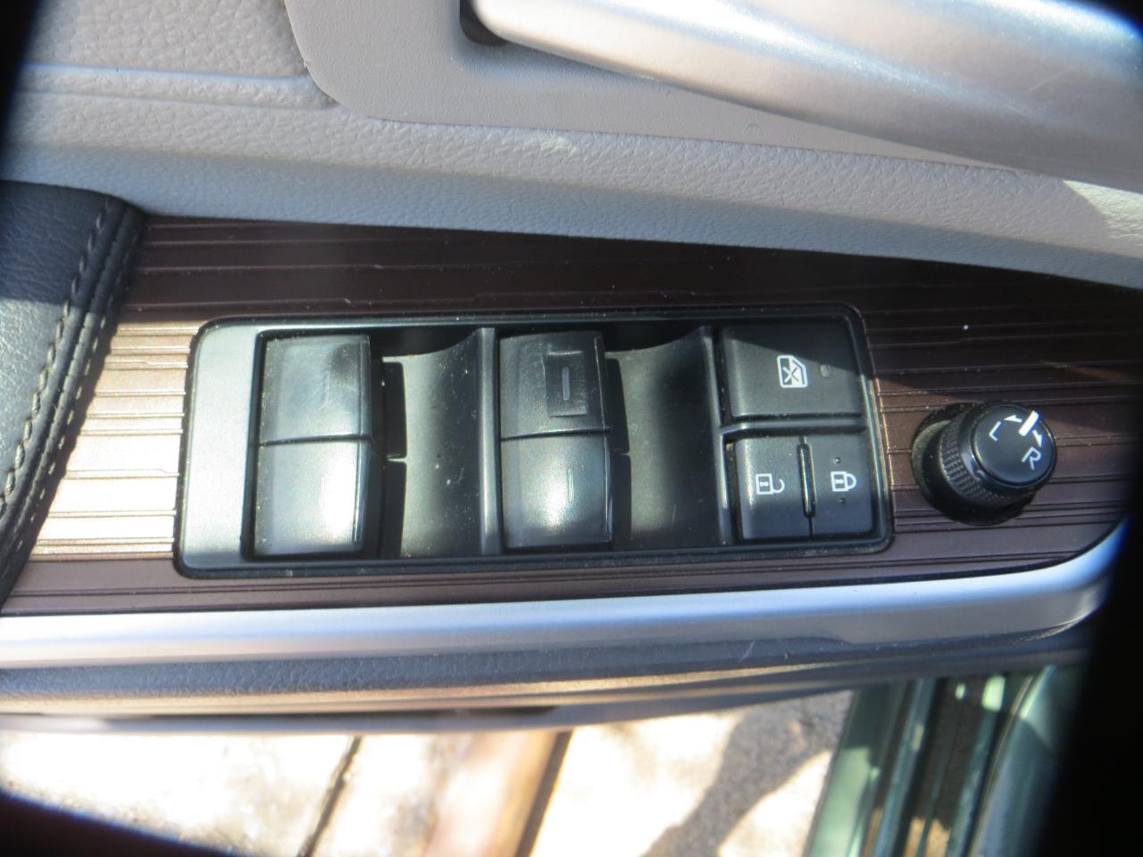 Toyota Sienna XLE 7-Passenger AWD 2022