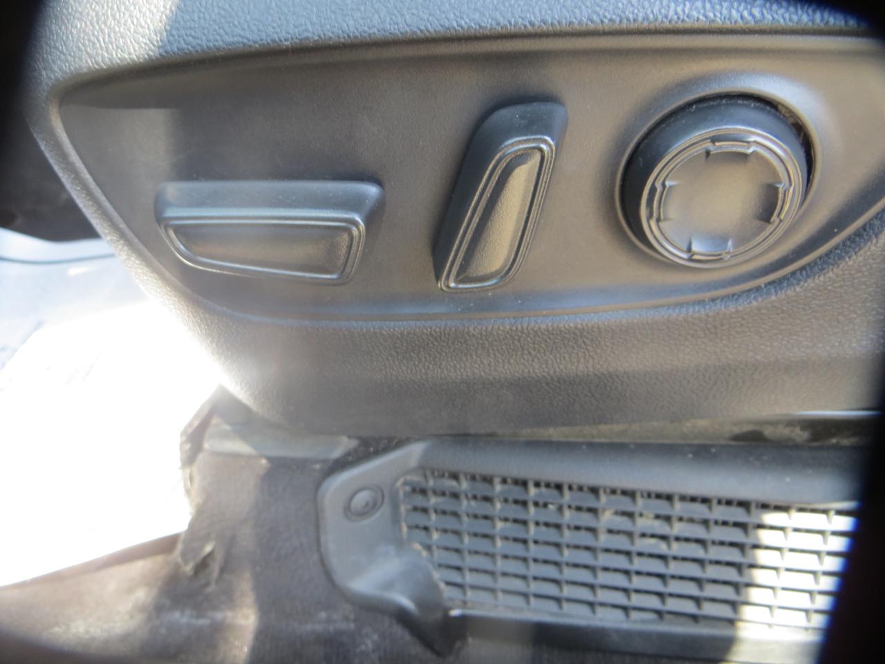 Toyota Sienna XLE 7-Passenger AWD 2022