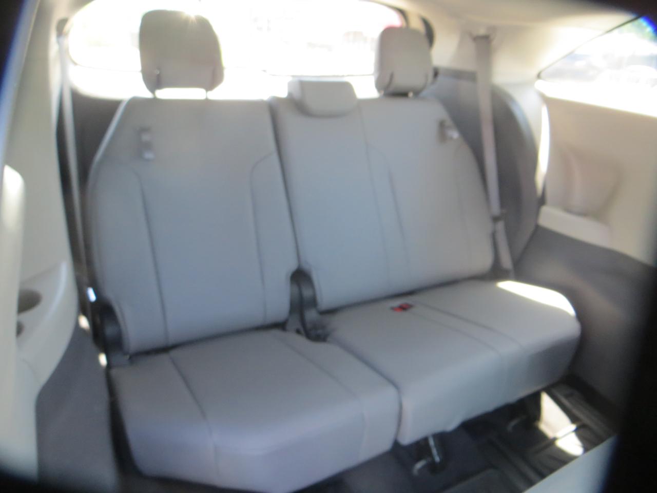 Toyota Sienna XLE 7-Passenger AWD 2022