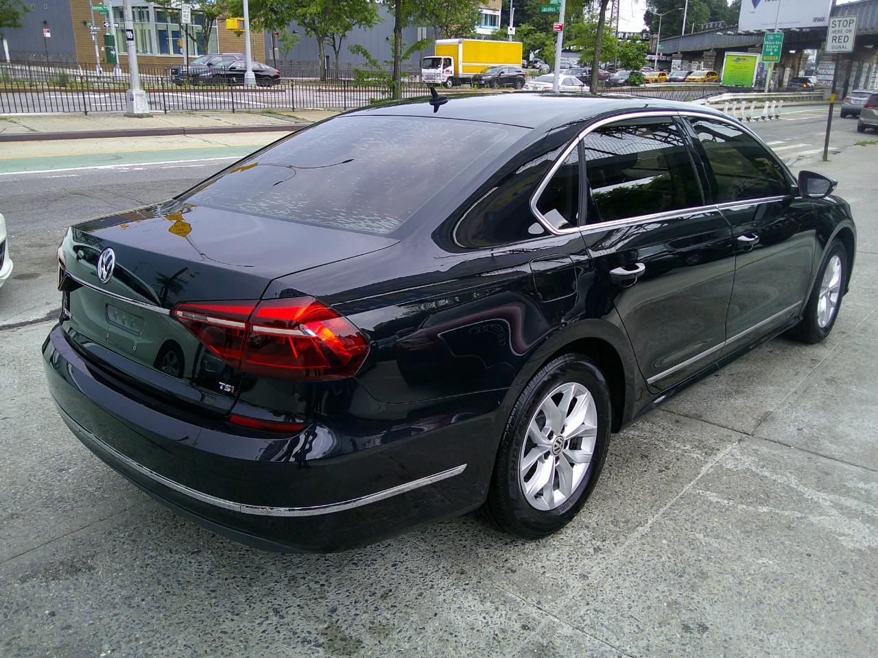 Volkswagen Passat  2017