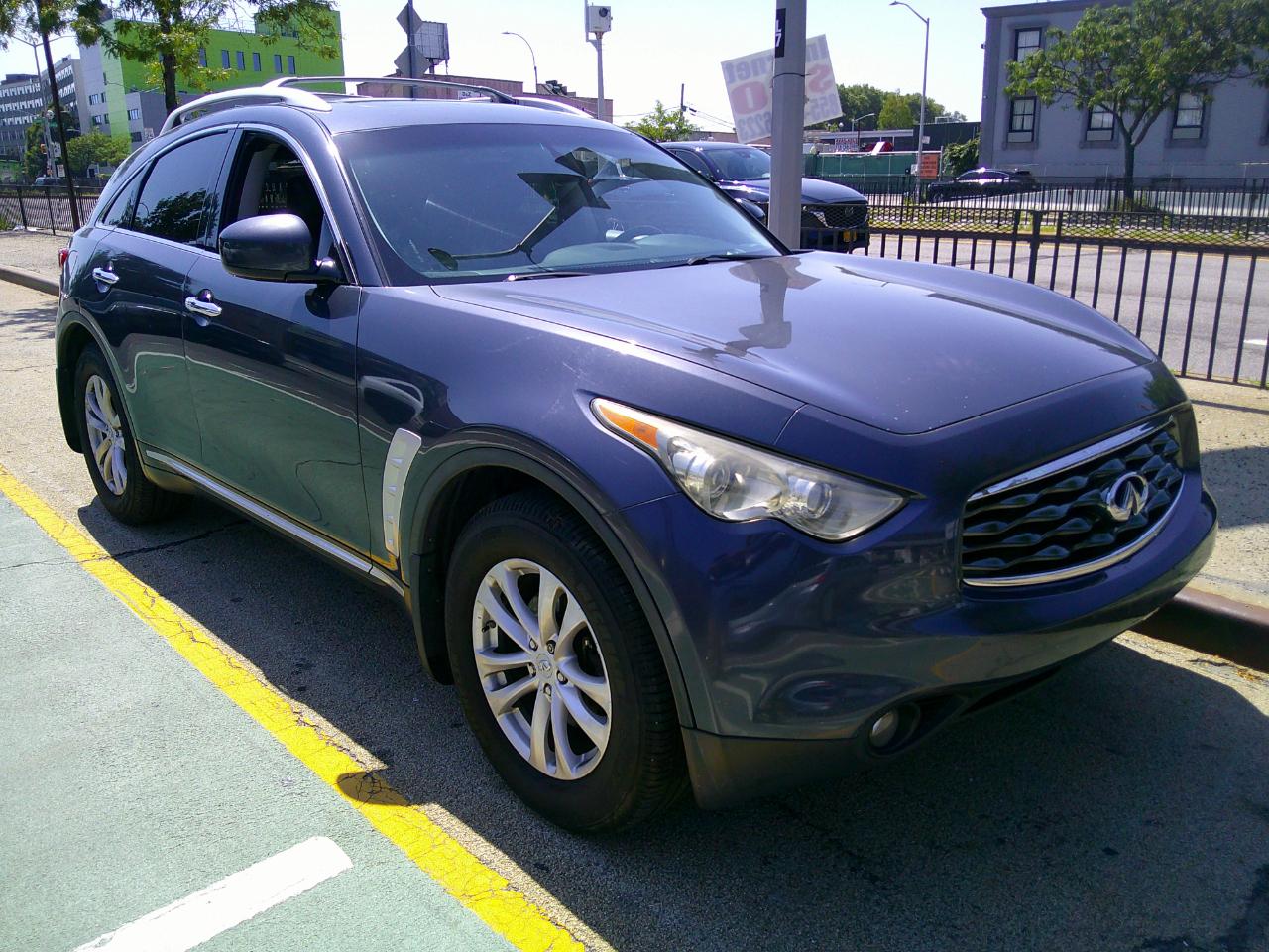 Infiniti FX FX35 AWD 2010