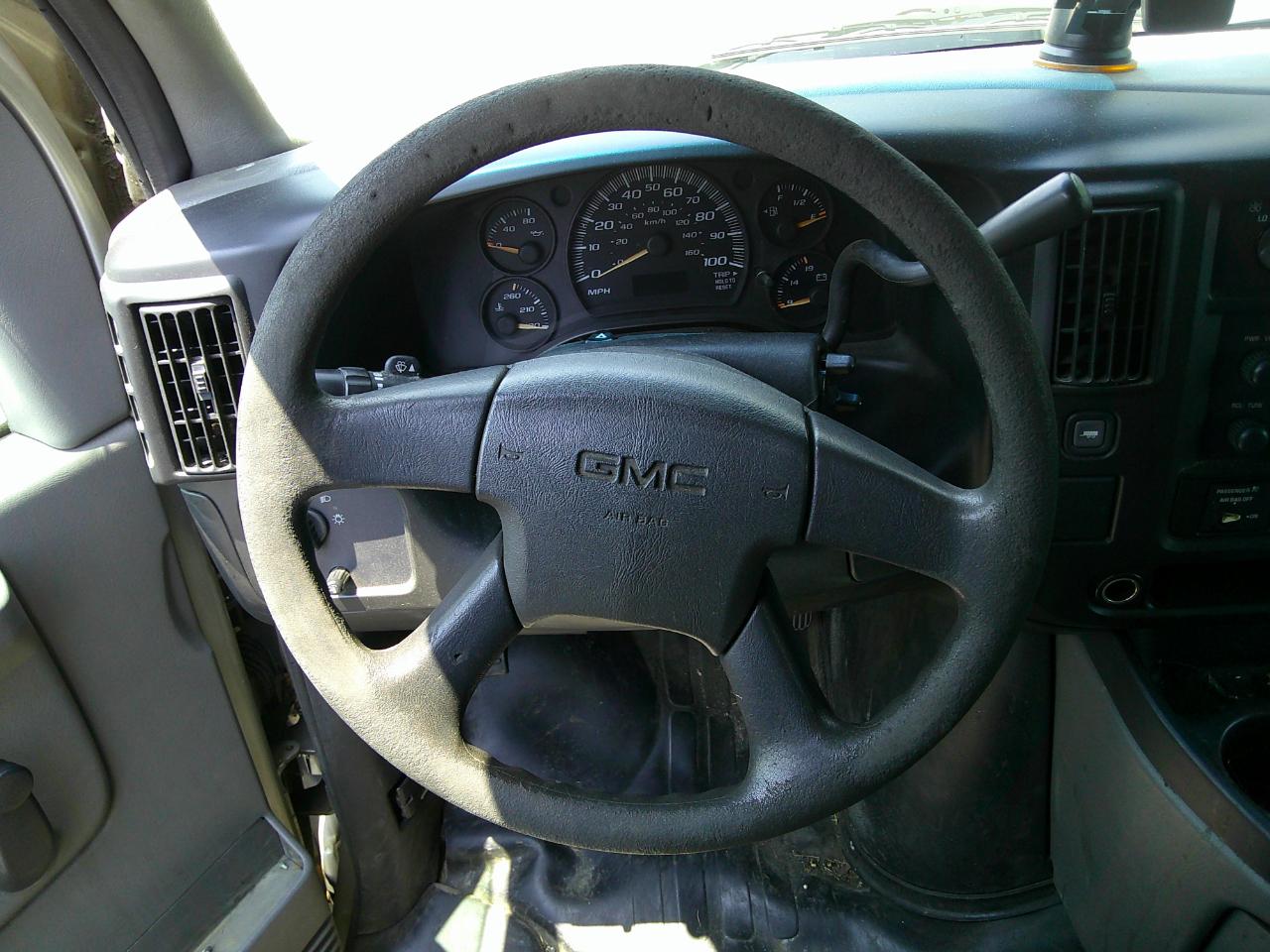 GMC Savana  2003