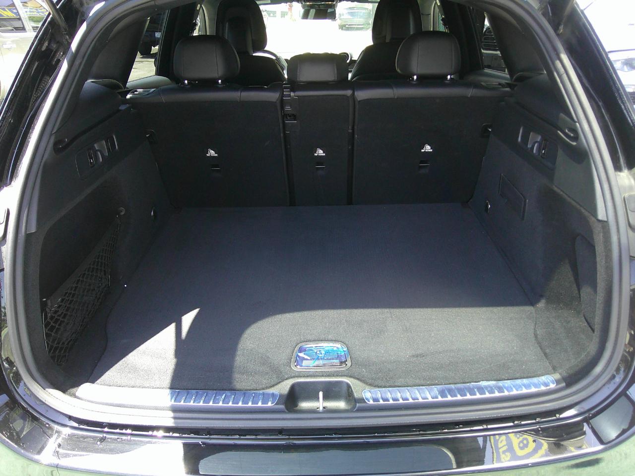 Mercedes-Benz GLC-Class GLC300 4MATIC 2023