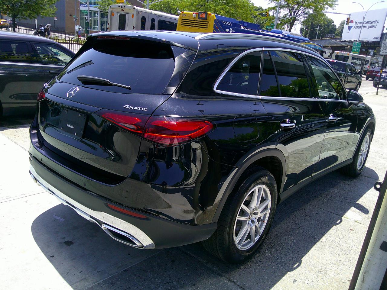 Mercedes-Benz GLC-Class GLC300 4MATIC 2023