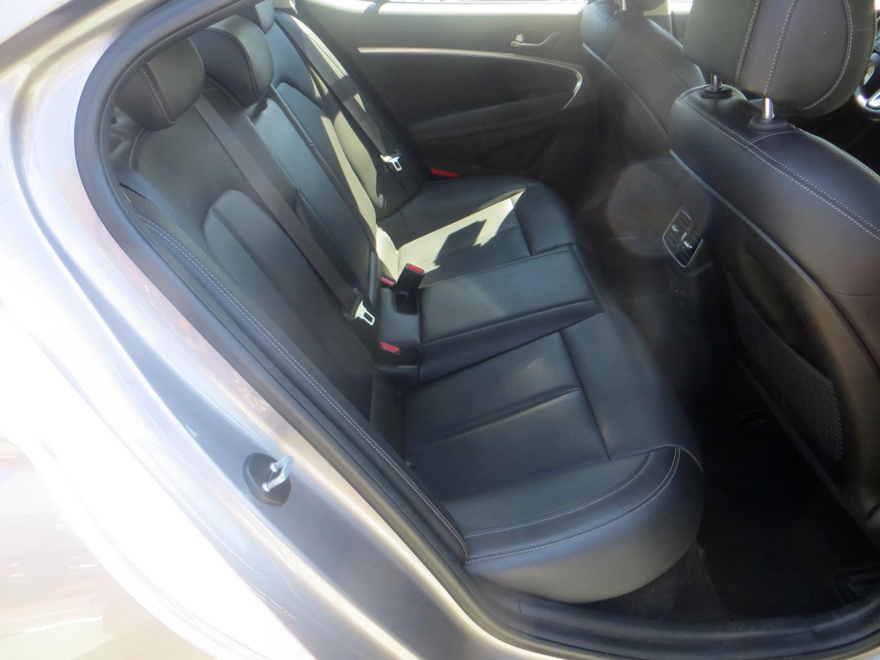 Genesis G70 2.0T 2020