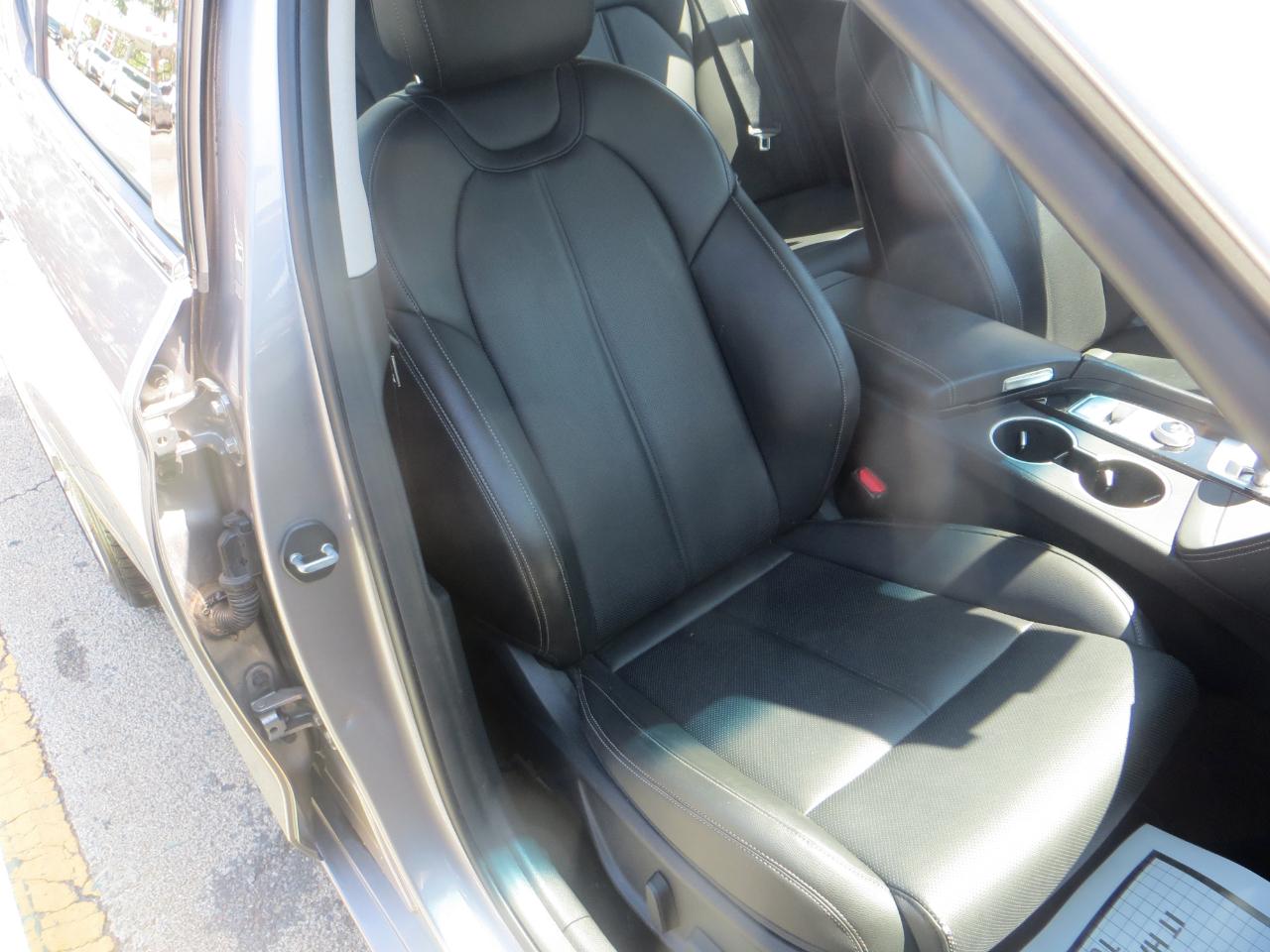 Genesis G70 2.0T 2020