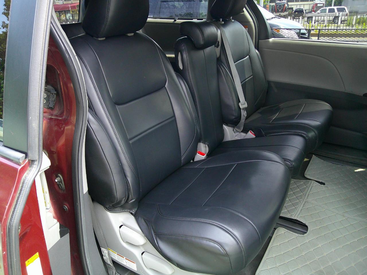Toyota Sienna LE 8-Passenger 2018