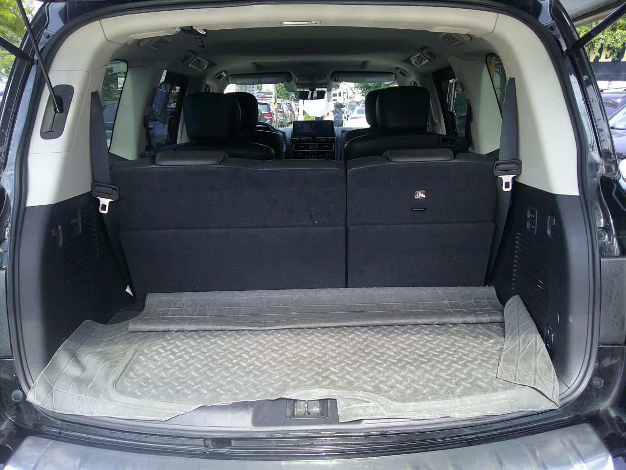 Infiniti QX80 LUXE 4WD 2022