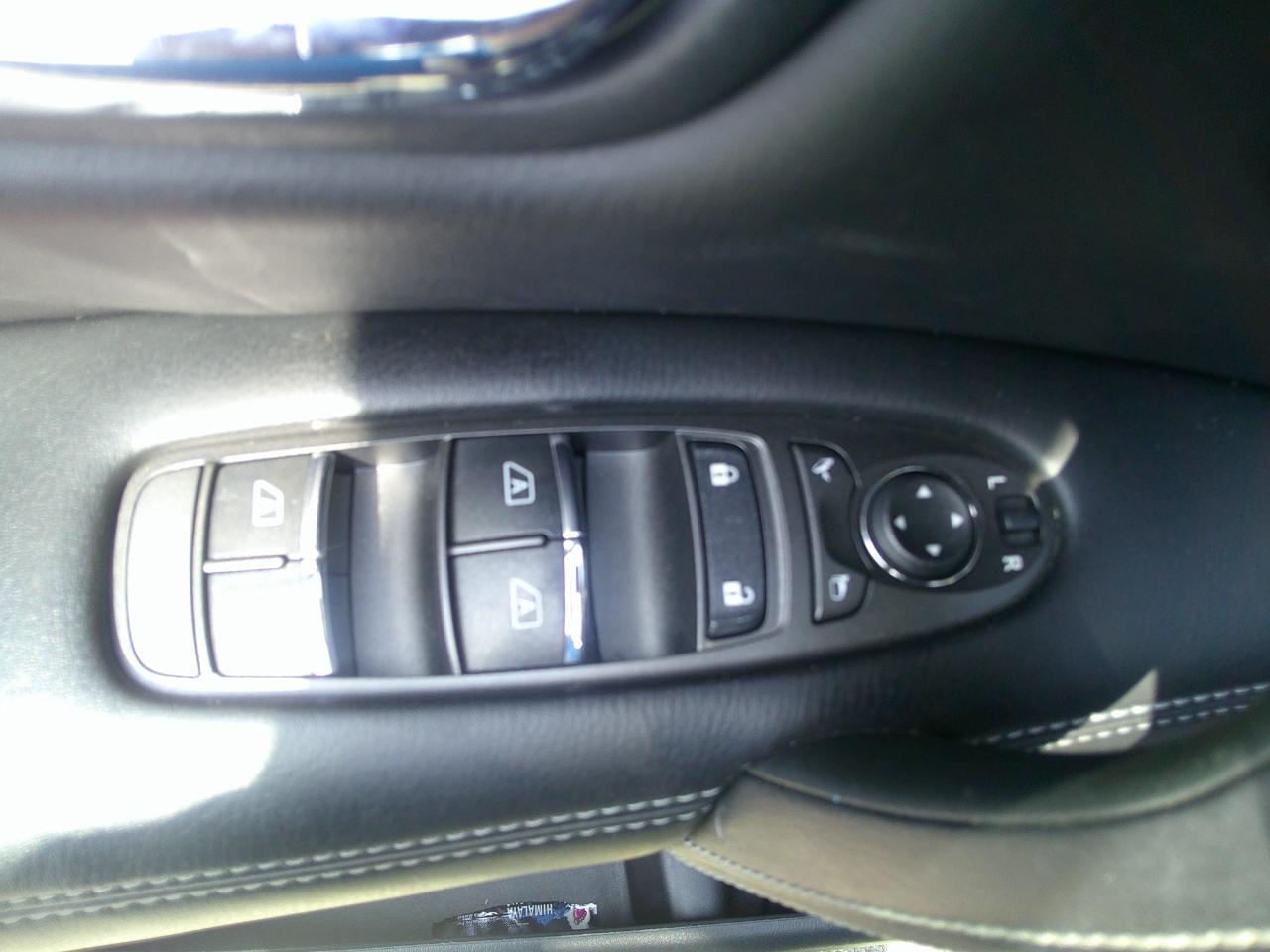 Infiniti QX80 LUXE 4WD 2022