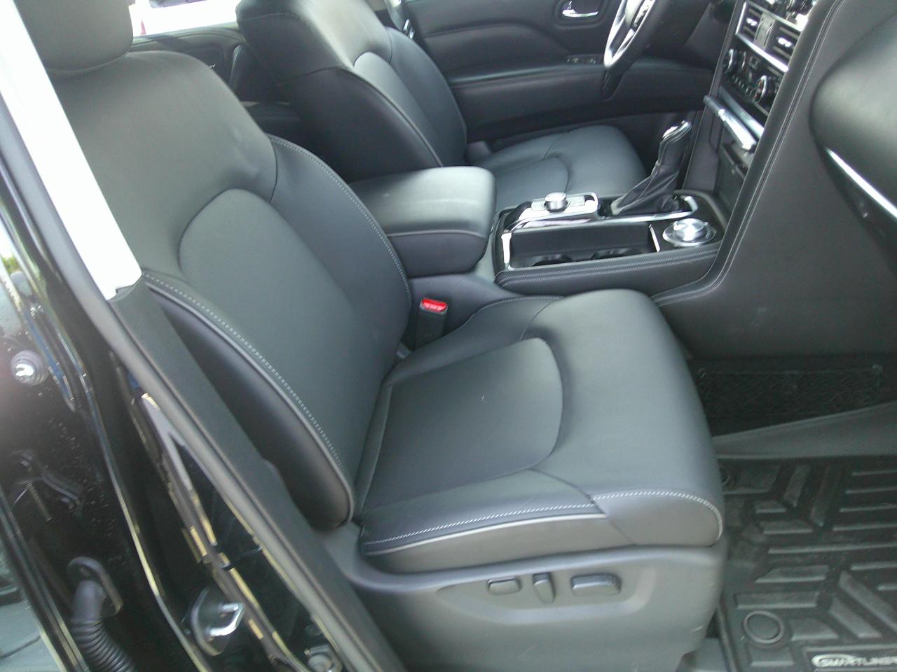 Infiniti QX80 LUXE 4WD 2022