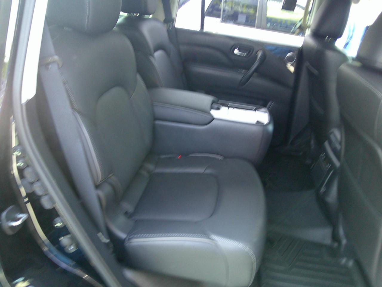 Infiniti QX80 LUXE 4WD 2022