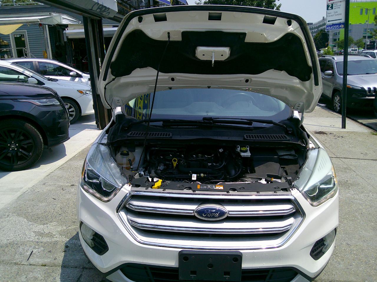 Ford Escape SEL 4WD 2018