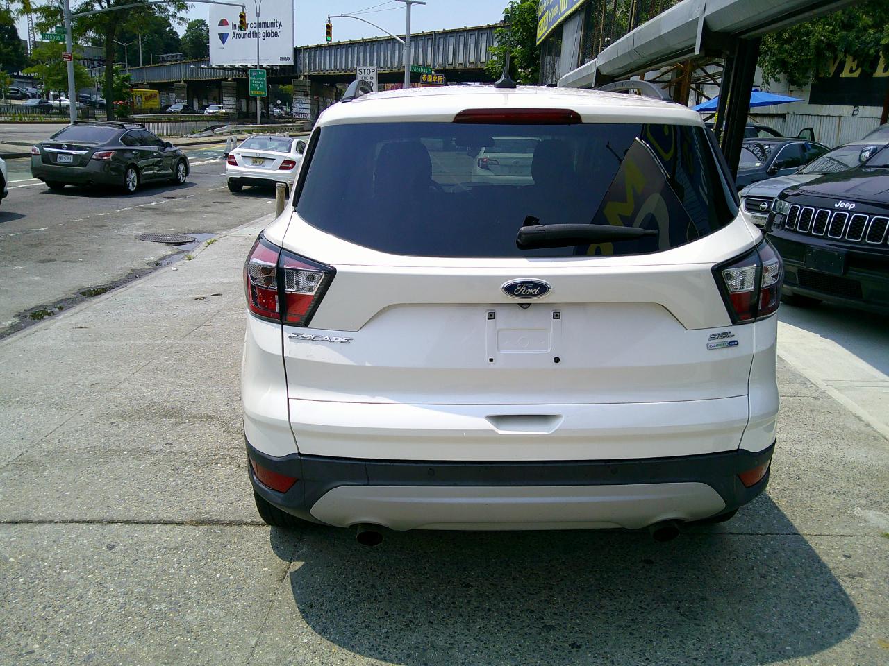 Ford Escape SEL 4WD 2018