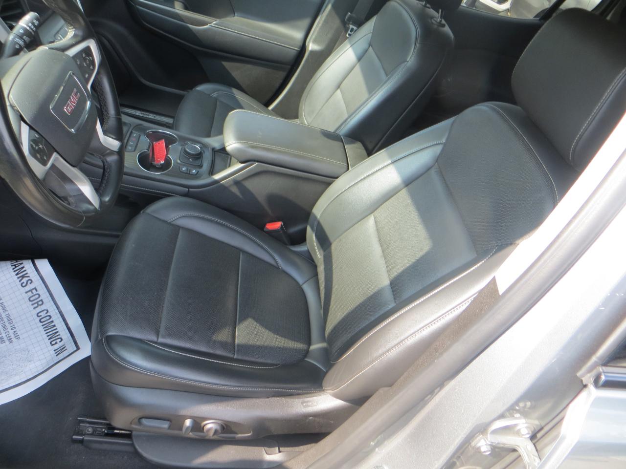 GMC Acadia SLT AWD 2023