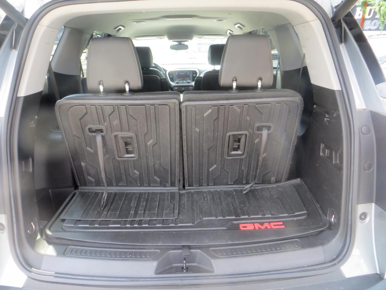 GMC Acadia SLT AWD 2023