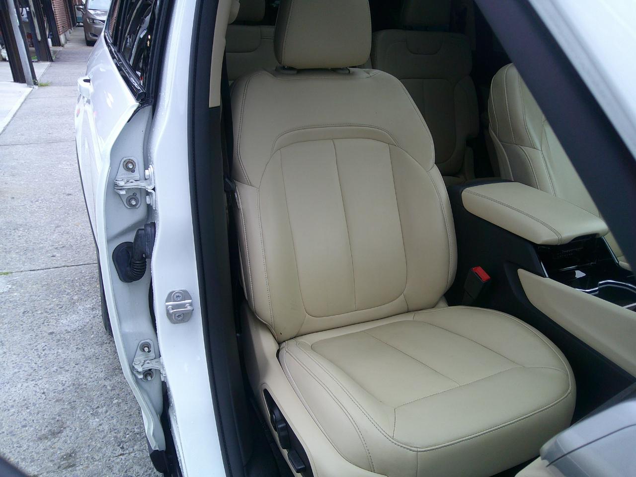 Jeep Grand Cherokee  2021