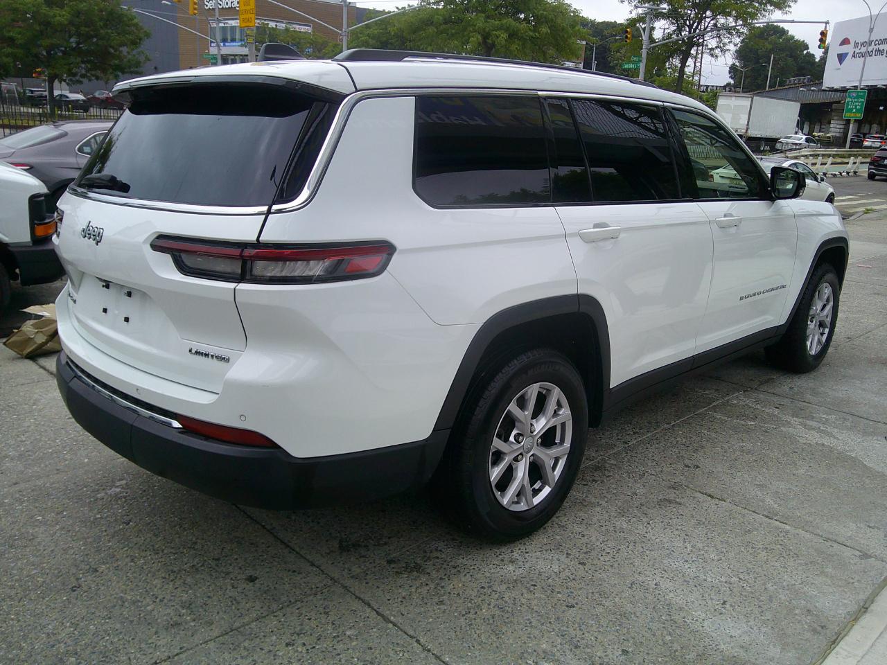 Jeep Grand Cherokee  2021