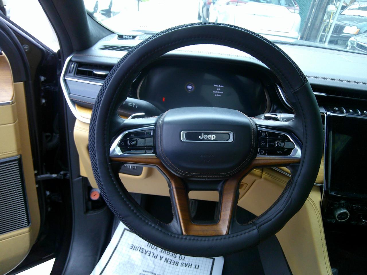 Jeep Grand Cherokee L Summit 4WD 2023