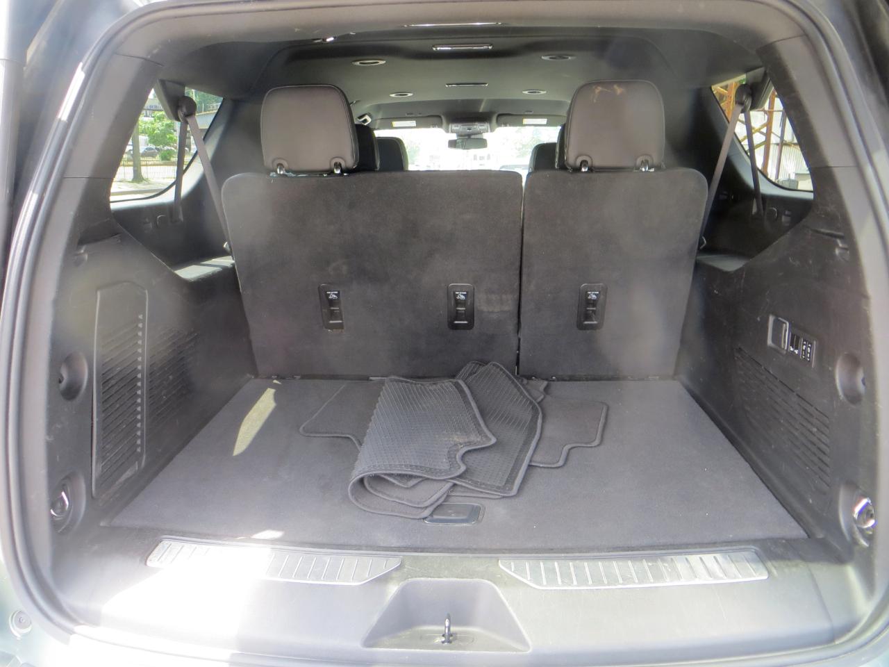 Chevrolet Suburban Premier 4WD 2023