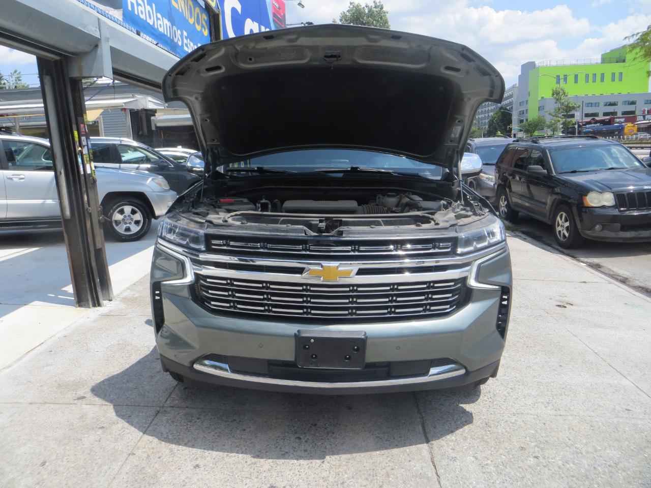 Chevrolet Suburban Premier 4WD 2023