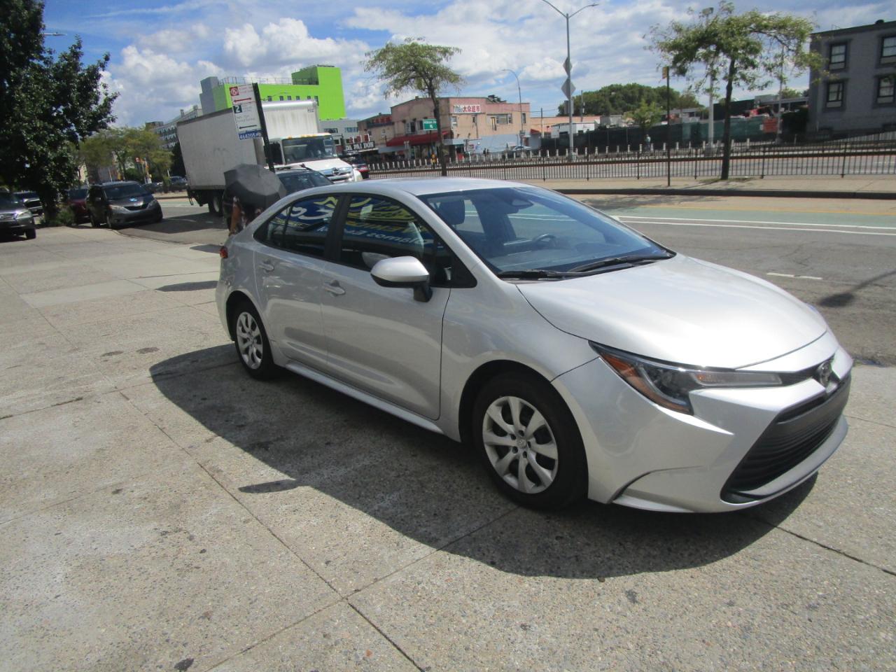Toyota Corolla LE 2025