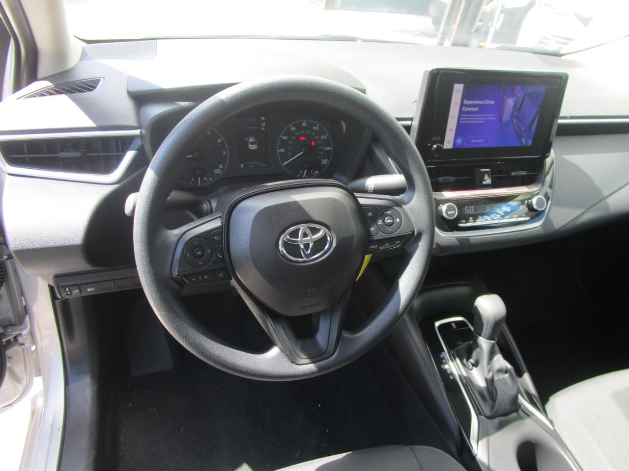 Toyota Corolla LE 2025