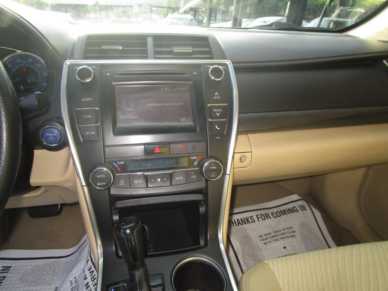 Toyota Camry Hybrid XLE 2015