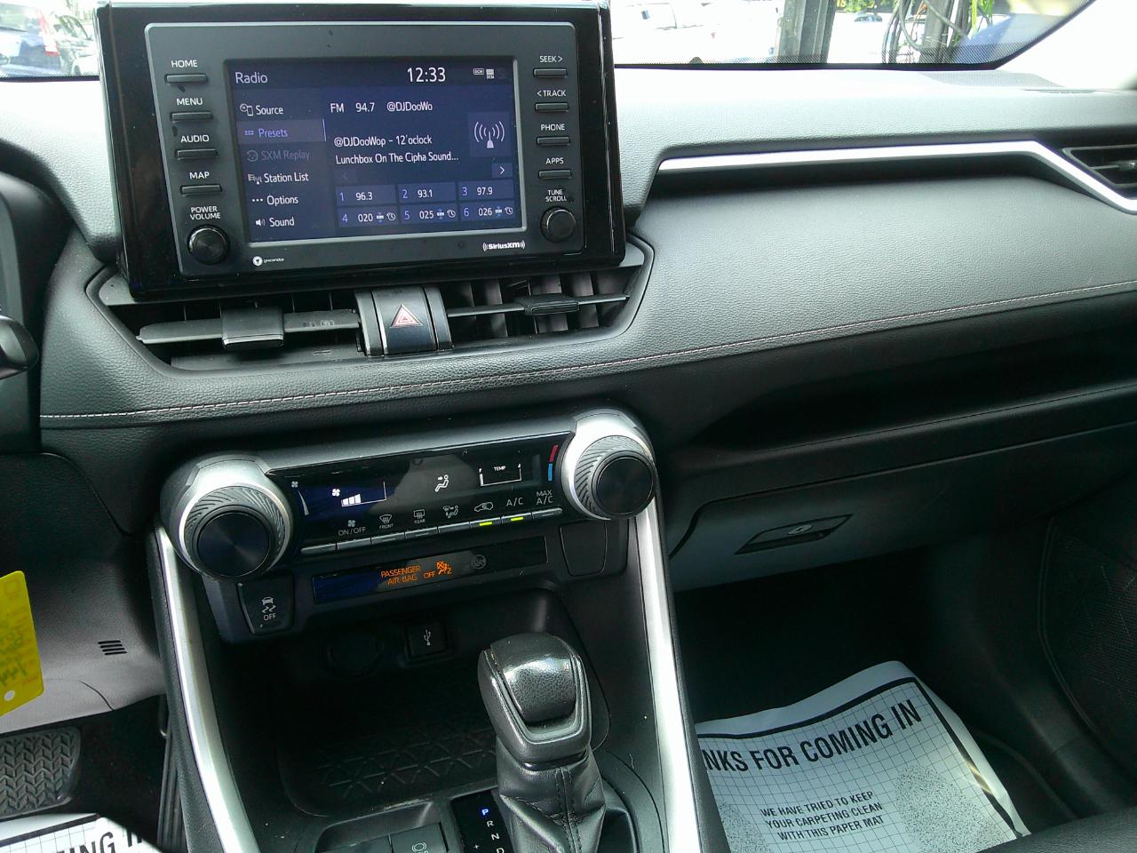 Toyota RAV4 LE 2022