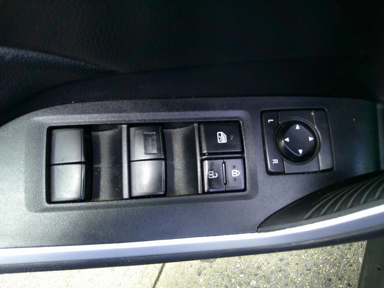 Toyota RAV4 LE 2022
