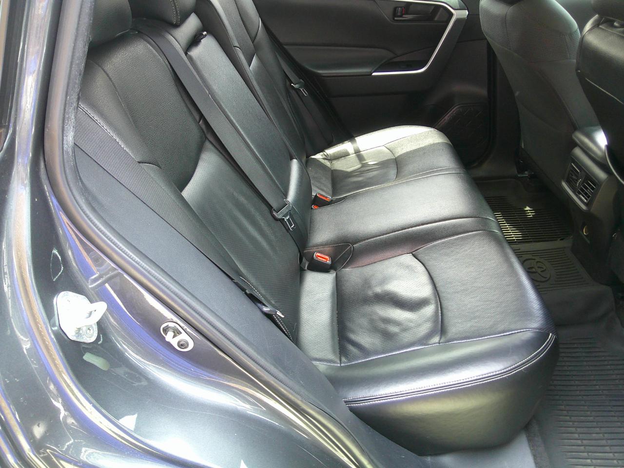 Toyota RAV4 LE 2022