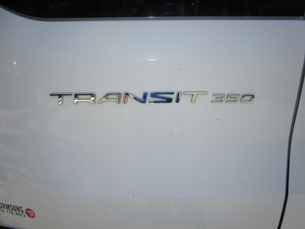 Ford Transit 350 Wagon Low Roof XLT 60/40 Pass. 148-in. WB 2017