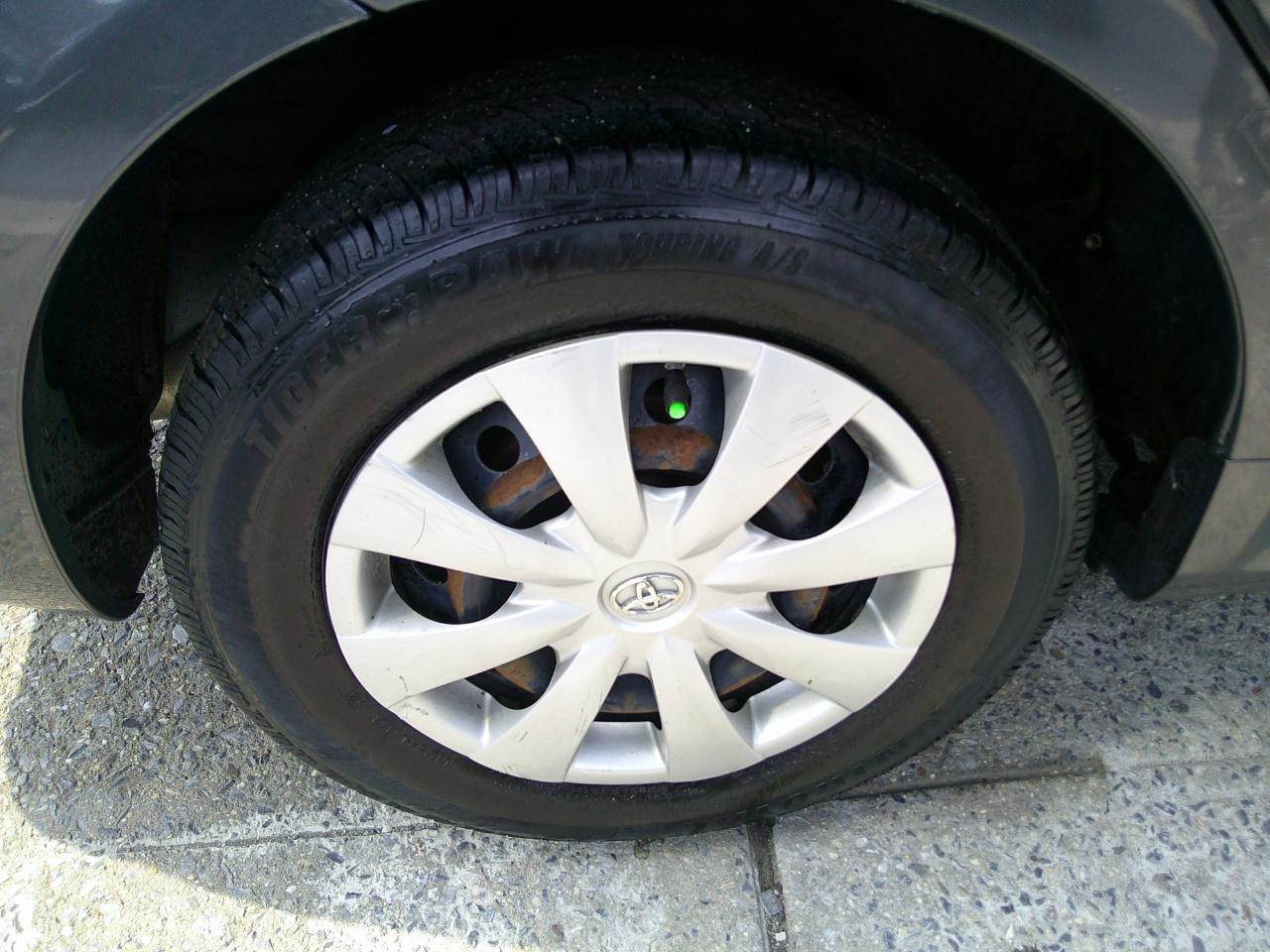 Toyota Corolla 4dr Sedan LE Auto 2010