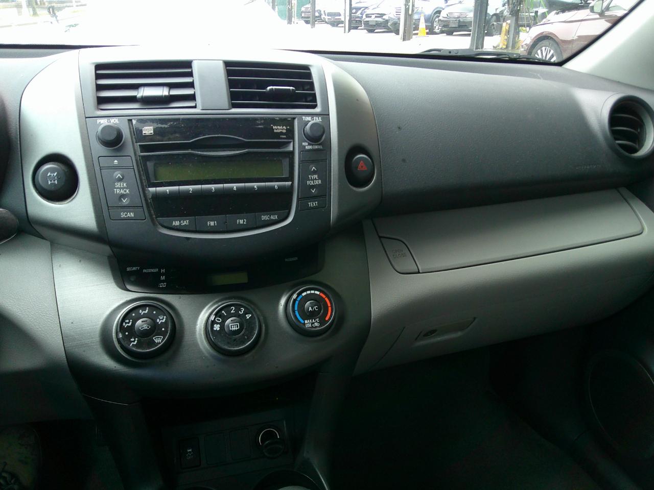 Toyota RAV4 4WD 2011