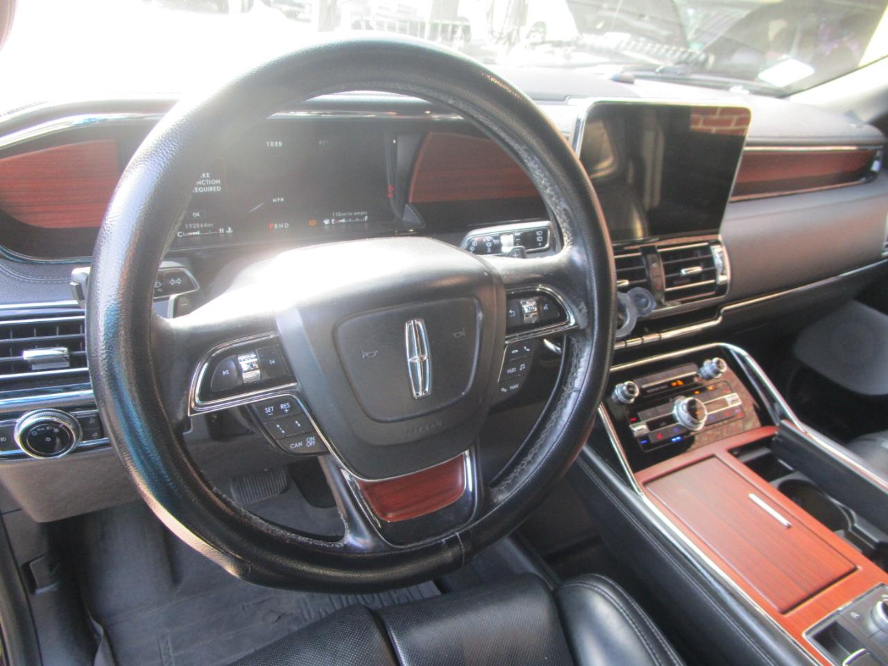 Lincoln Navigator L Reserve 4WD 2021