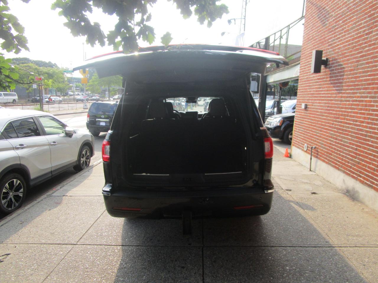 Lincoln Navigator L Reserve 4WD 2021