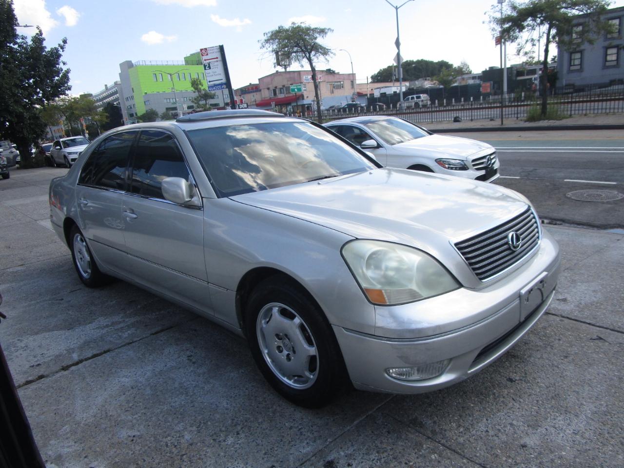 Lexus LS 430 Sedan 2002