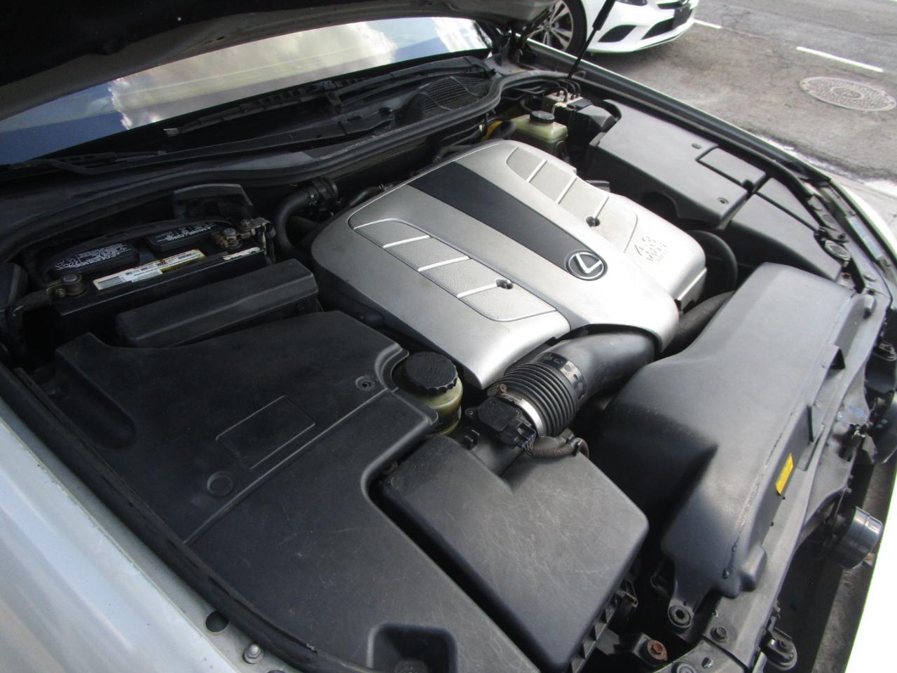 Lexus LS 430 Sedan 2002