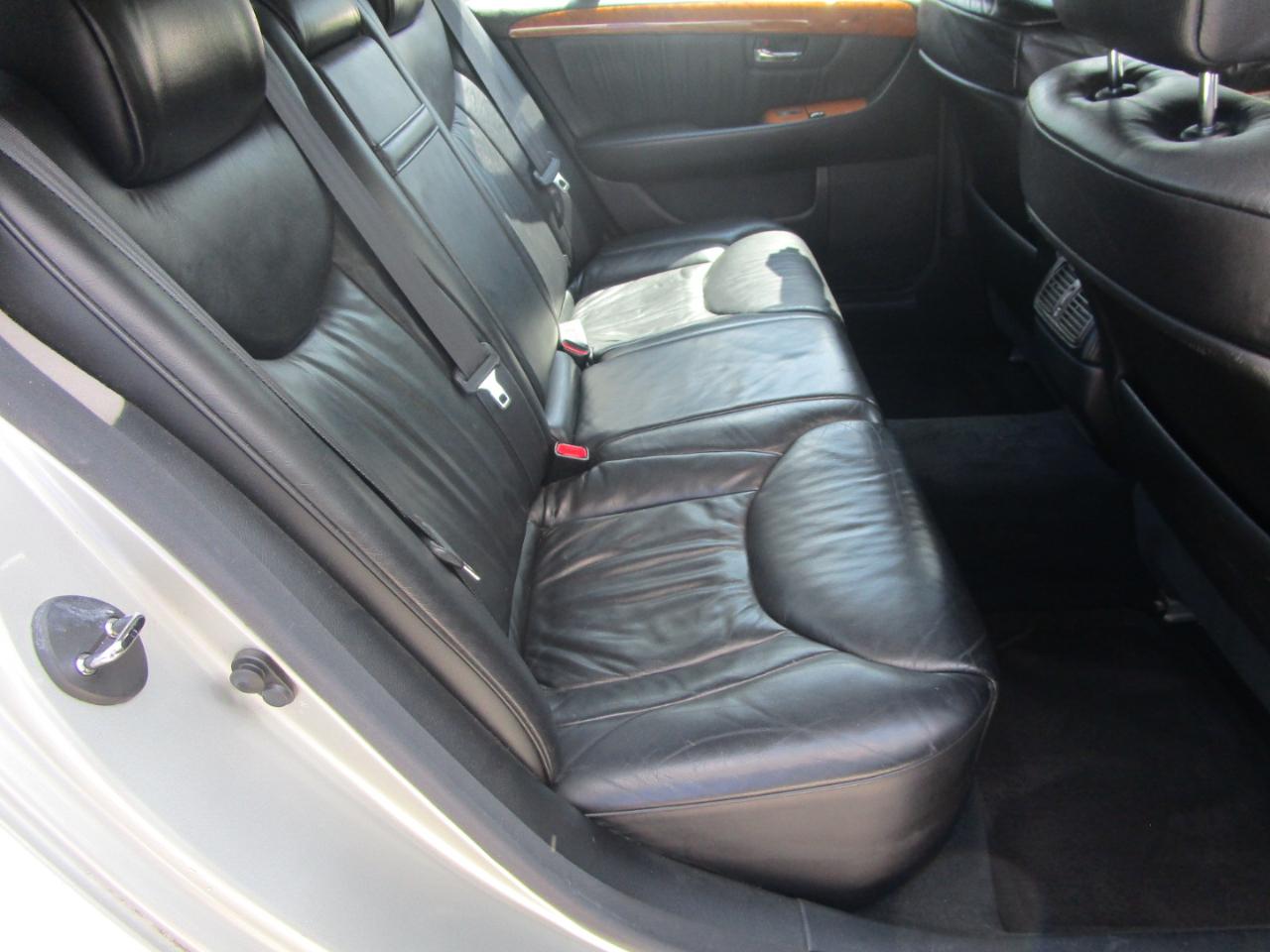 Lexus LS 430 Sedan 2002