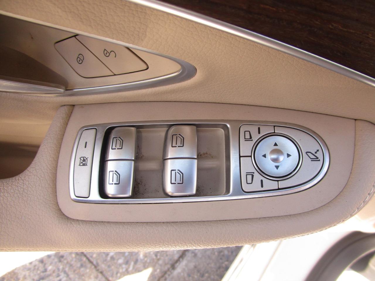Mercedes-Benz C-Class C300 4MATIC Sedan 2021