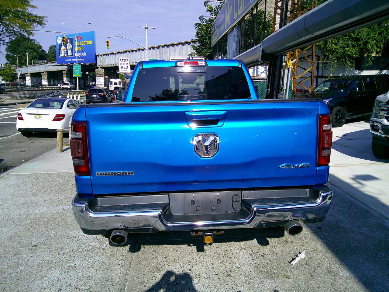 RAM 1500 Big Horn Quad Cab 4WD 2022