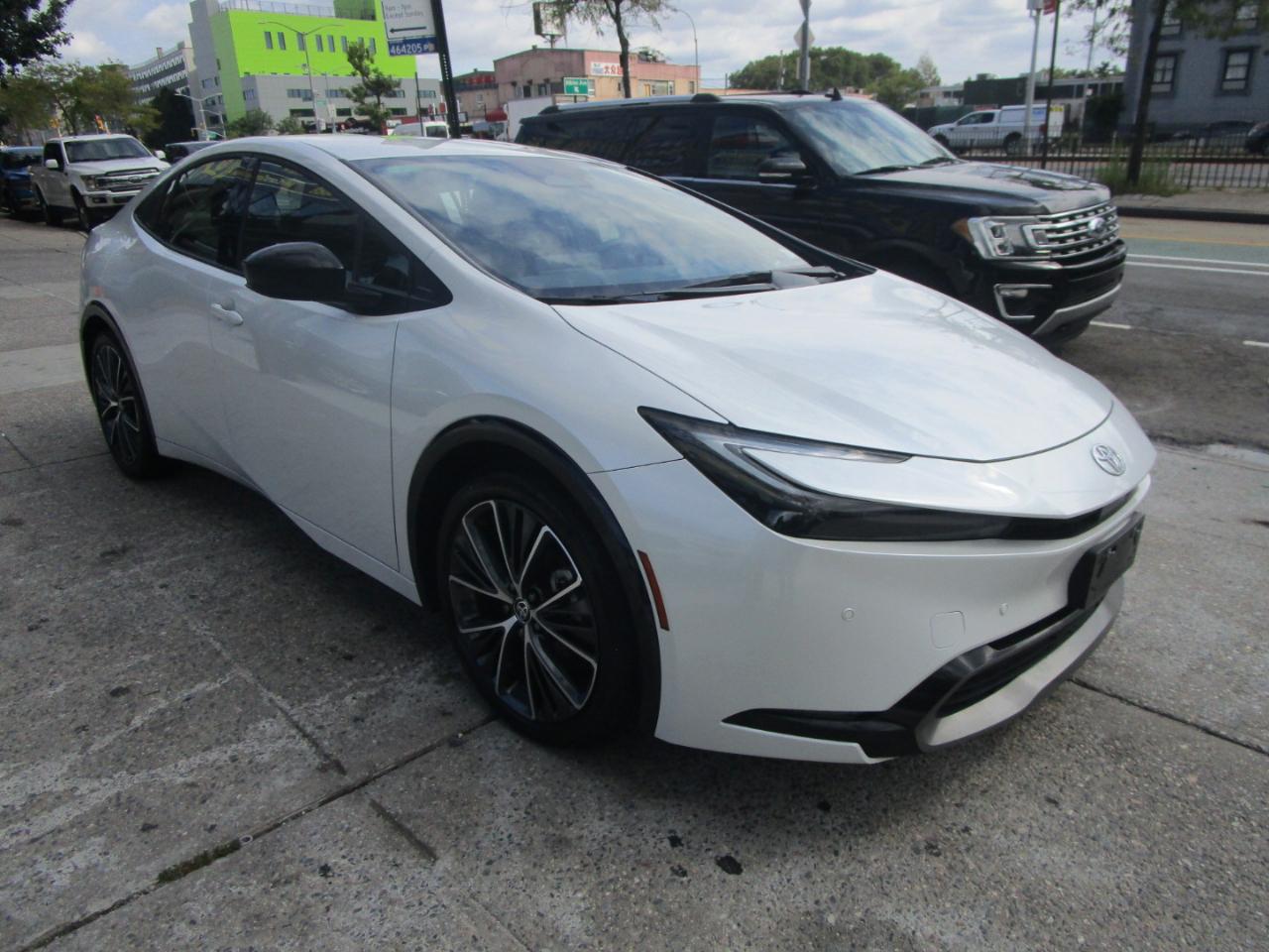 Toyota Prius XLE 2023