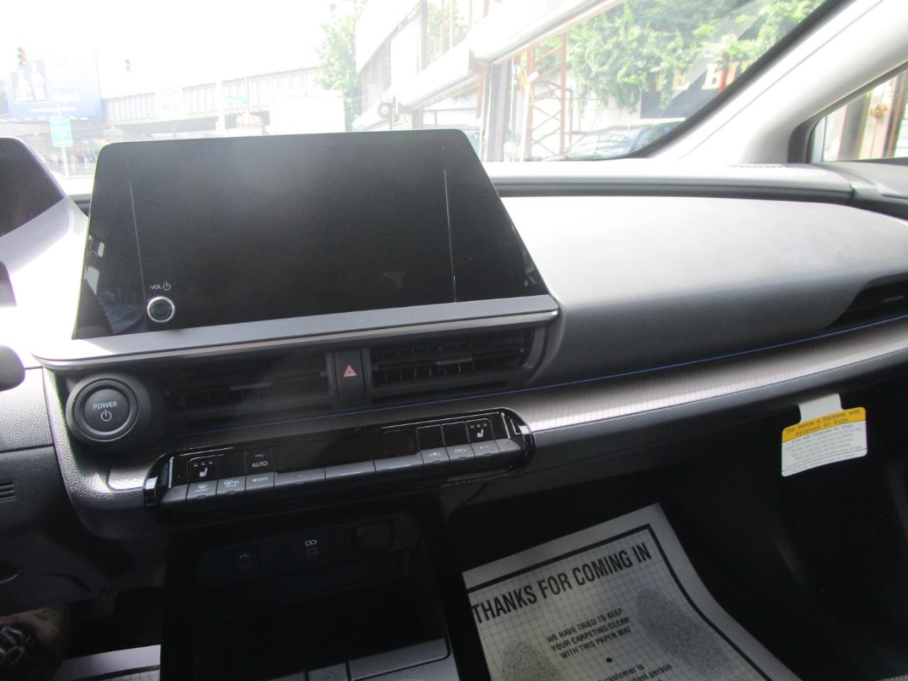 Toyota Prius XLE 2023
