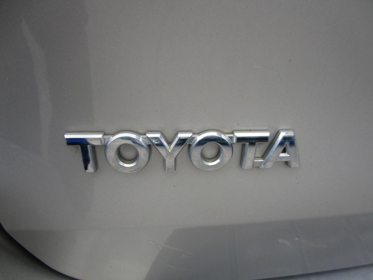 Toyota Sienna XLE Limited AWD 2008