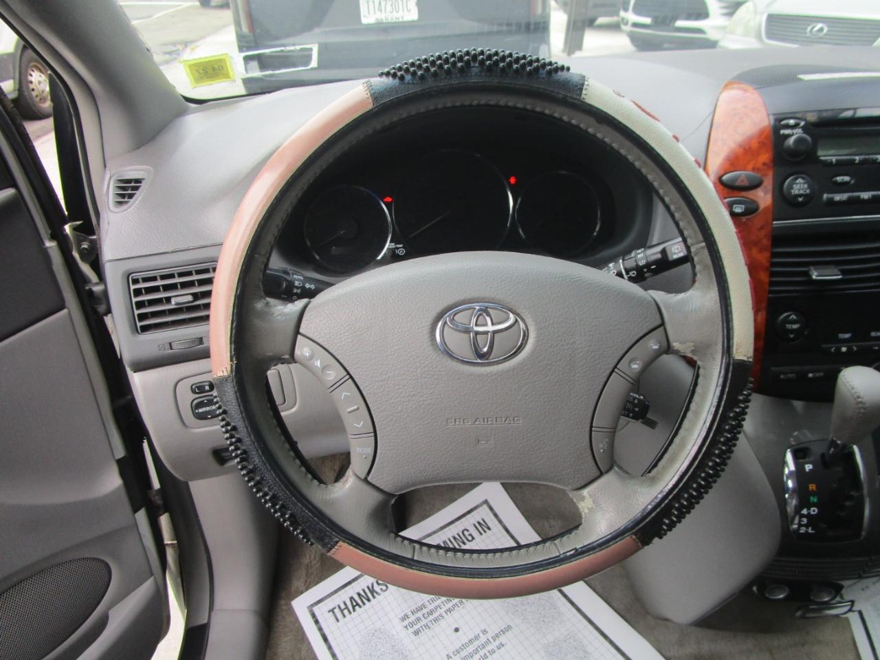 Toyota Sienna XLE Limited AWD 2008
