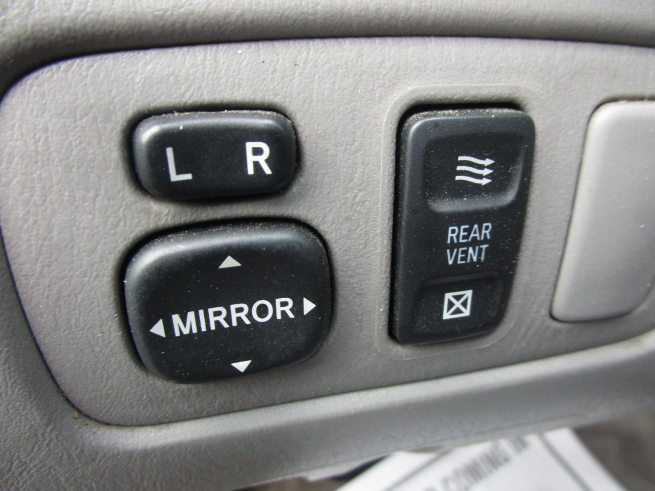 Toyota Sienna XLE Limited AWD 2008