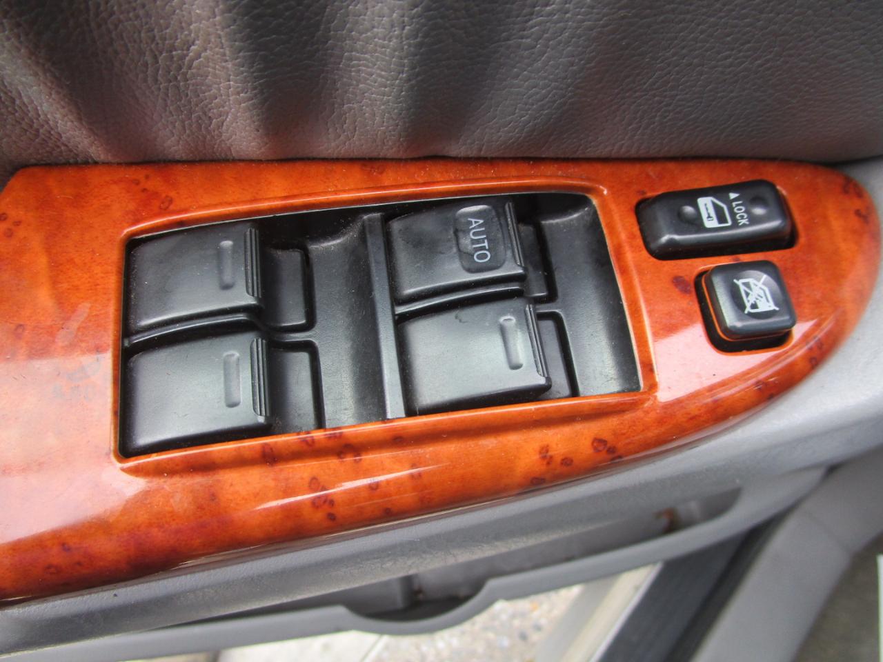 Toyota Sienna XLE Limited AWD 2008