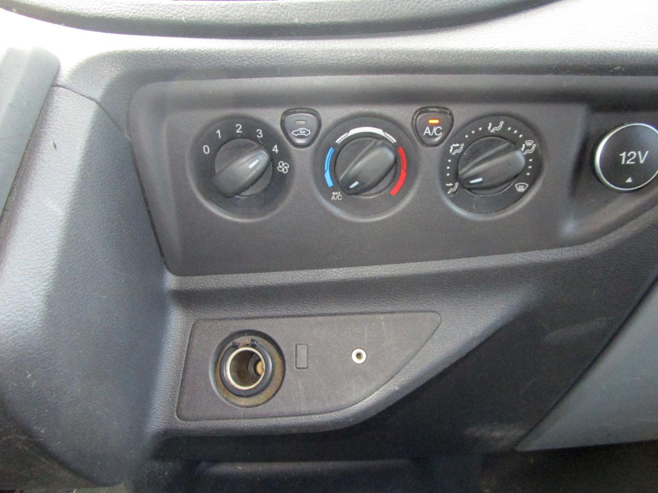 Ford Transit 250 Van High Roof w/Sliding Pass. 148-in. WB EL 2019