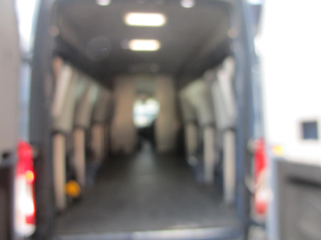 Ford Transit 250 Van High Roof w/Sliding Pass. 148-in. WB EL 2019